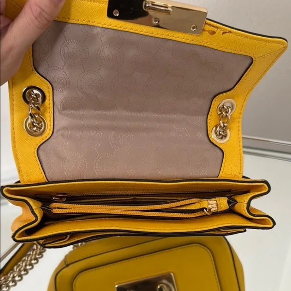 Michael Kors Yellow Crossbody Bag with Studded Details - Picture 5 of 5
